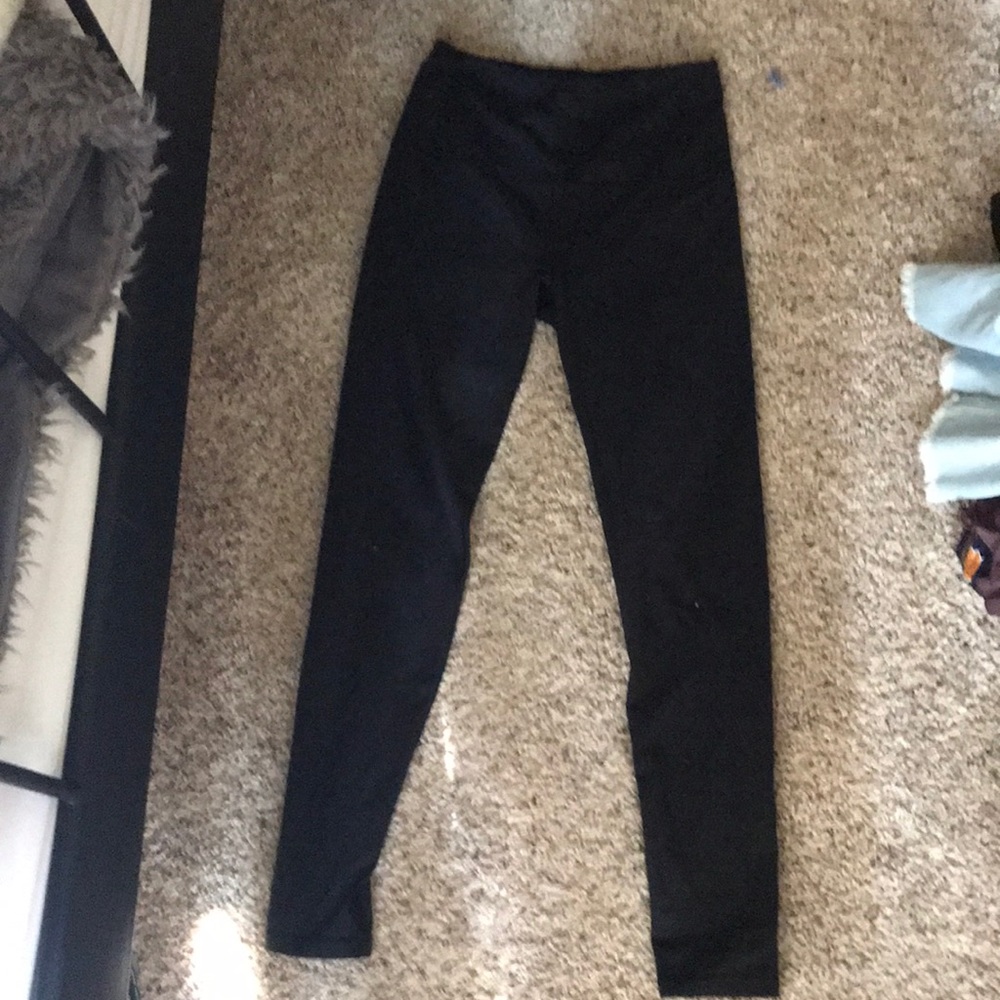 High waisted black leggings